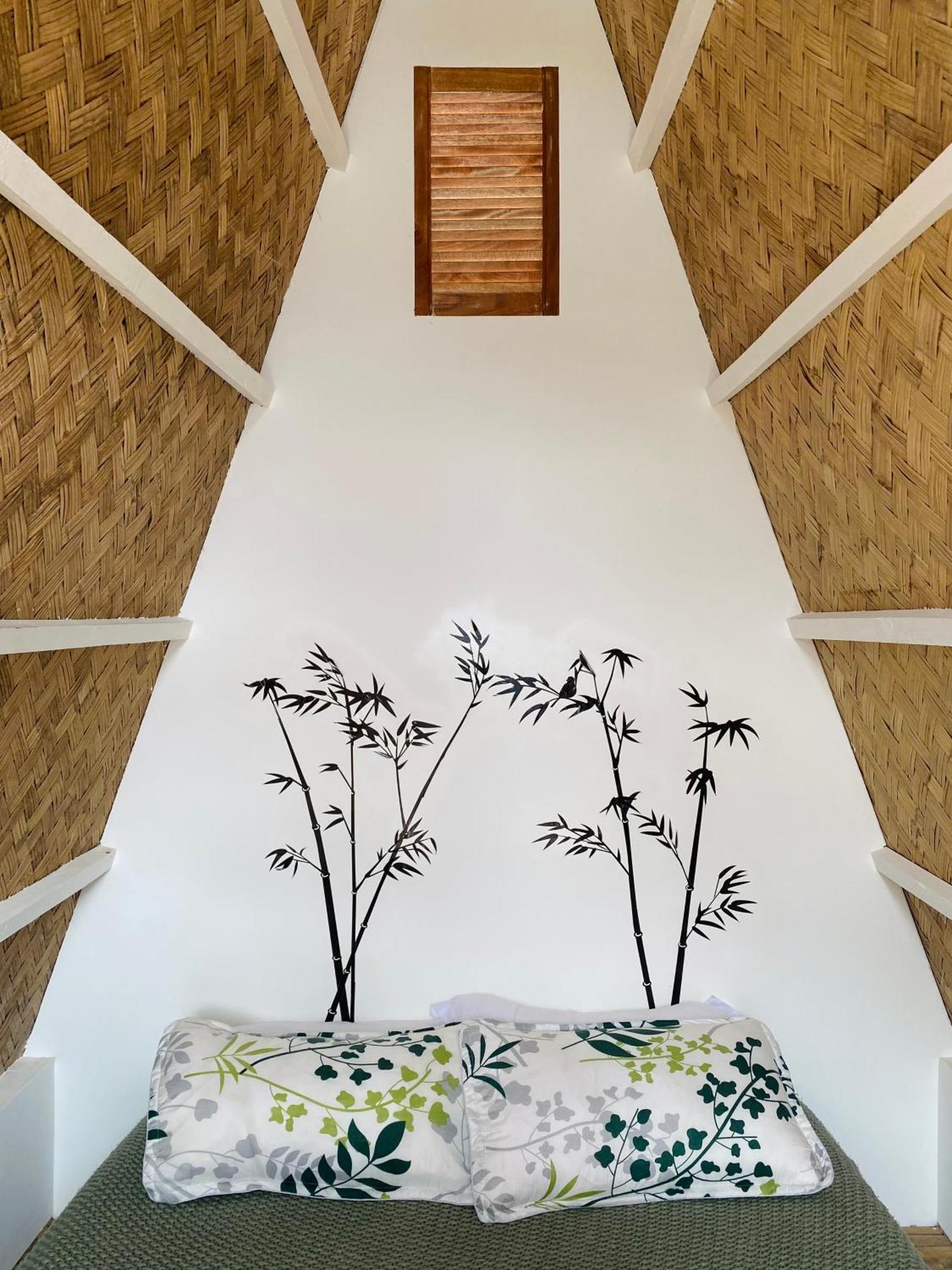 Happy Monkey Hostel El Nido Exteriör bild