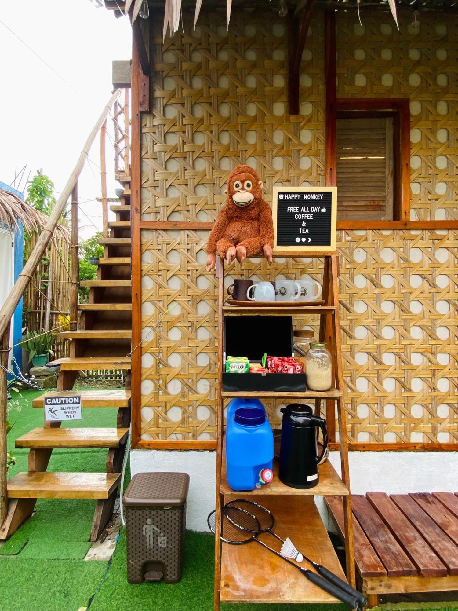 Happy Monkey Hostel El Nido Exteriör bild